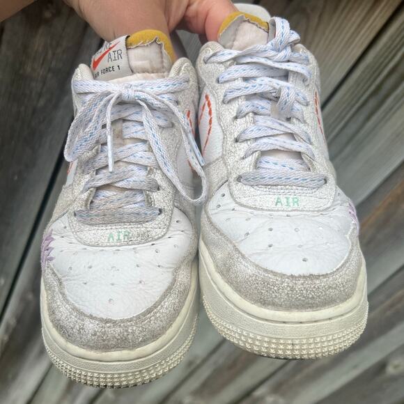 Nike Air Force 1 Low '07 SE‎ Nike 101 Women’s 7.5 Cracked Leather GUC - Picture 2 of 8